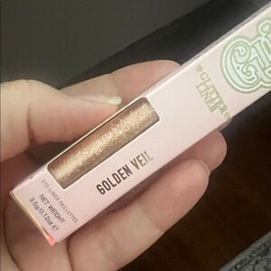 Plouise glitter liner in golden veil